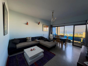 Blue Horizon Beachside Apartment